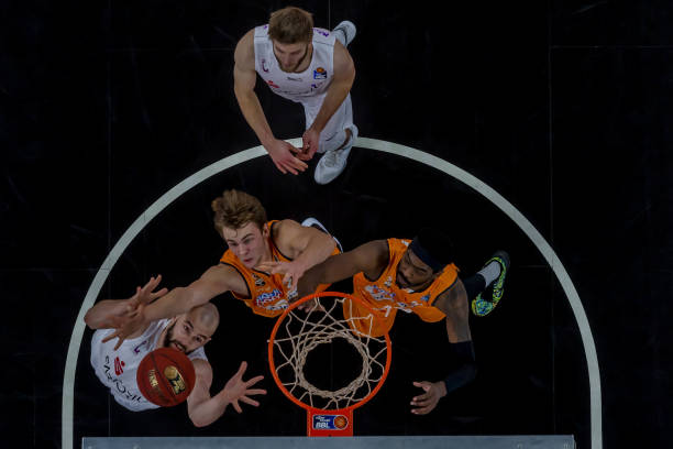 通过人造草 通过人造草