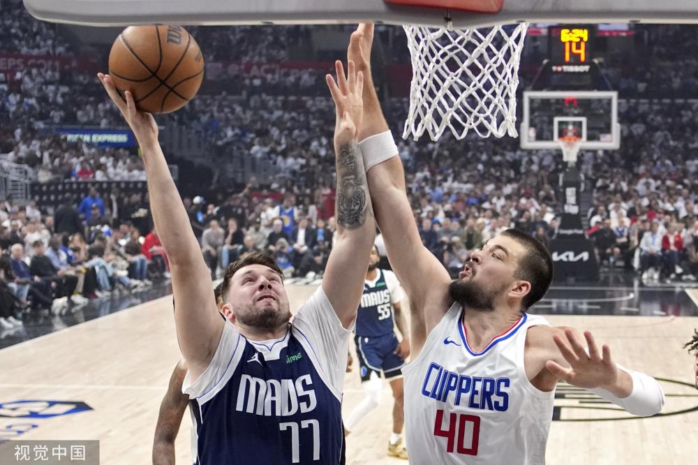 皮和天然草 皮和天然草