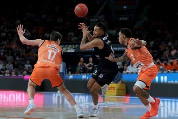 一直在不断 一直在不断