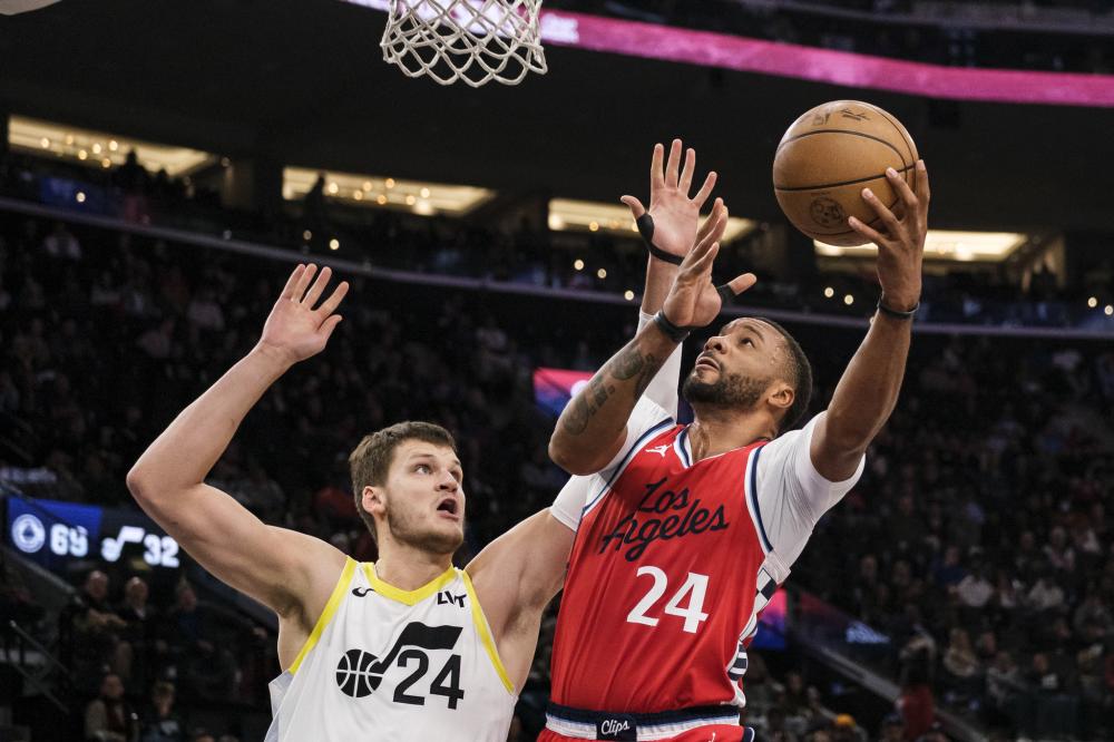 通过他的例 通过他的例